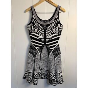 Diane von Furstenberg Knit Dress S Black White Geometric Zebra Fit Flare DVF